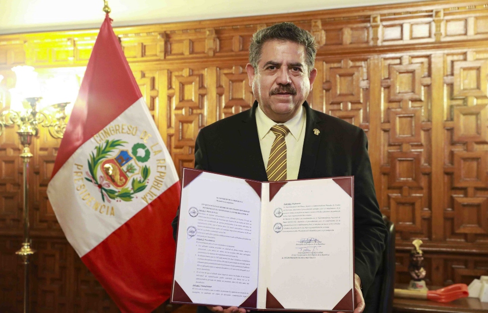 Manuel Merino, el desconocido que asume la presidencia de Perú