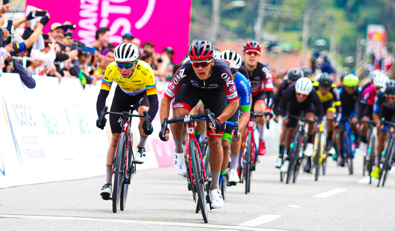 Jonathan Guatibonza se quedó con la segunda etapa de la Vuelta a Colombia