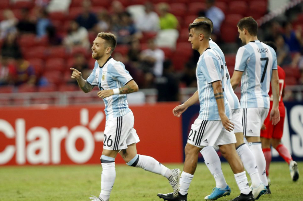 El golazo de “El Papu” Gómez en la industria musical