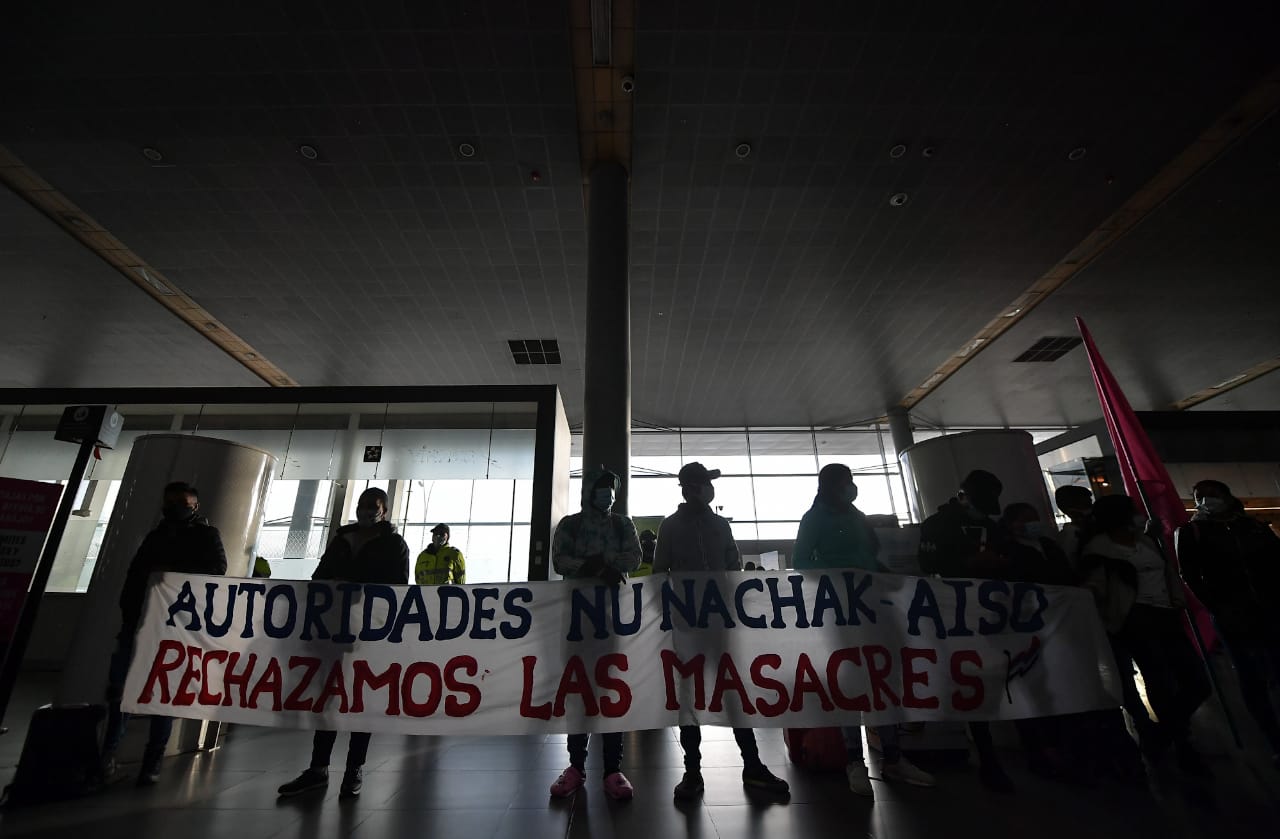 Pancarta de protesta en El Dorado