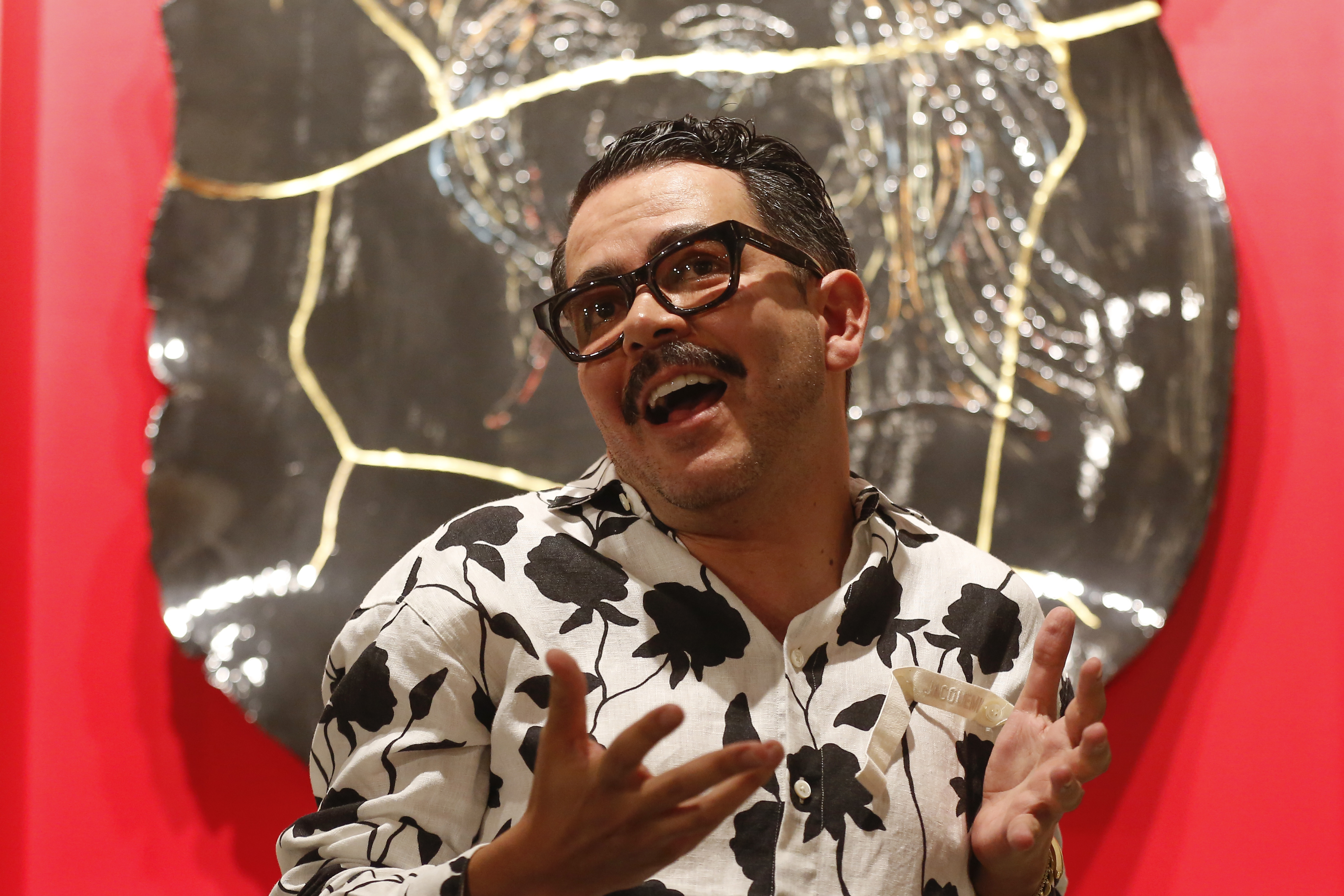 El director Manolo Caro aboga por el cruce de cine y literatura contemporánea