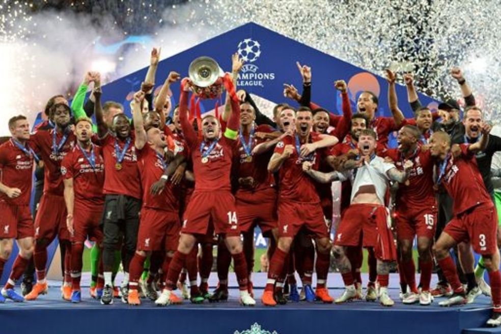 En 2019 Liverpool fue el campeón de la Liga de Campeones tras imponerse 2-0 contra Tottenham en el Wanda Metropolitano. Los dirigidos por Klopp anotaron por medio de Salah y Origi.