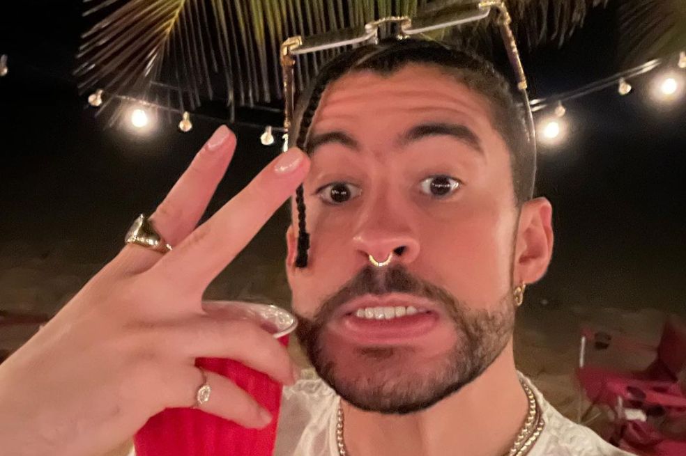 Bad Bunny y el procedimiento estético del que está arrepentido: “No lo hagan”