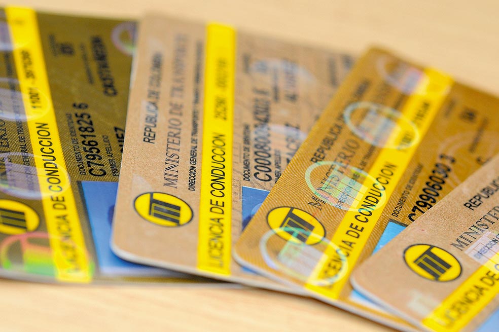 Acelerador al cambio del pase