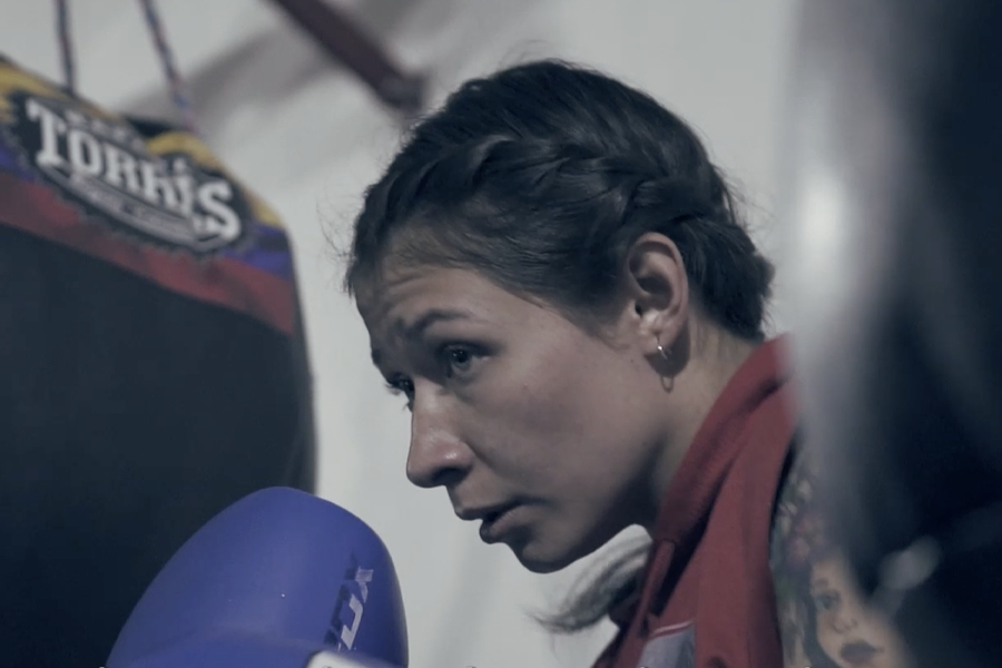 Laura Pulido: mostrando la fuerza de las mujeres en el deporte