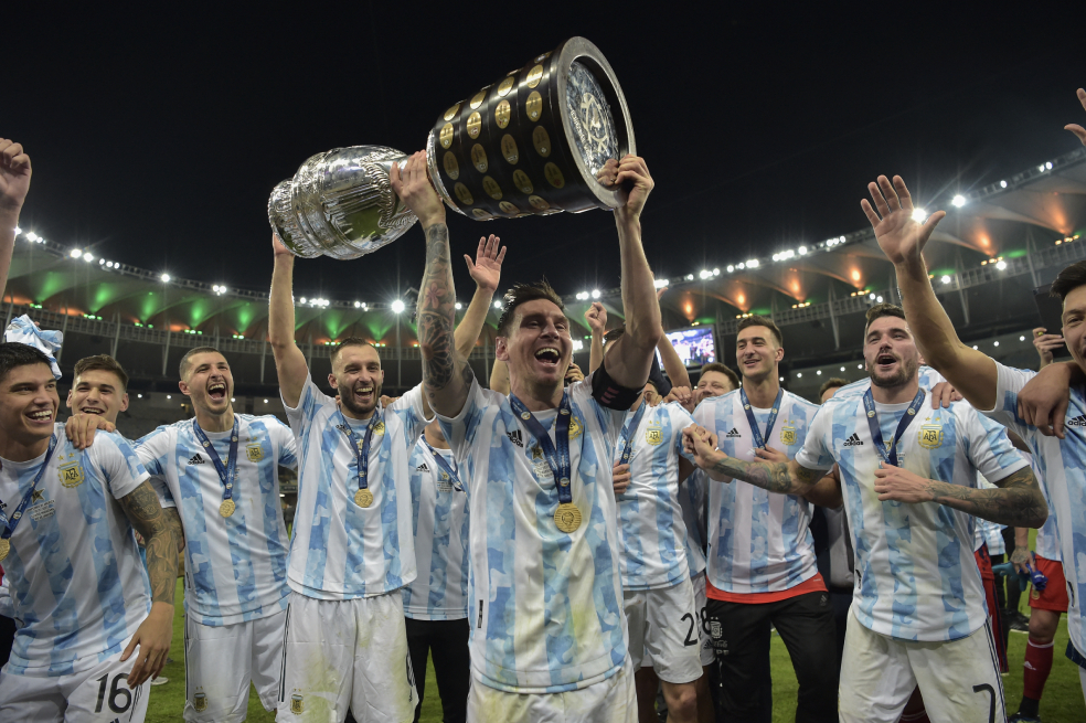 Lionel Messi, favorito en la lista de los 30 nominados al Balón de oro