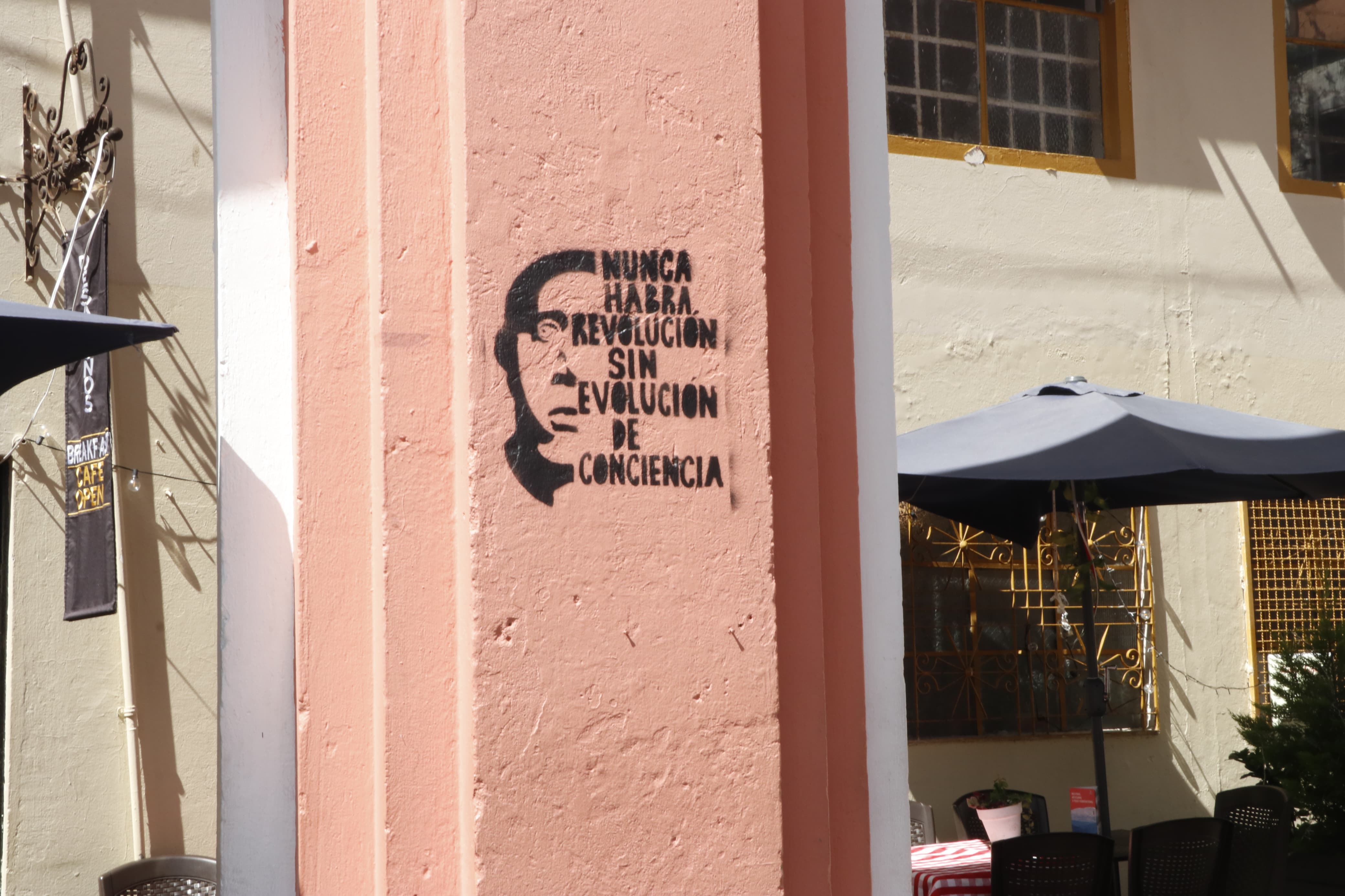 Monumentos en Bogotá, afectados por vandalismo o condiciones adversas como el clima.