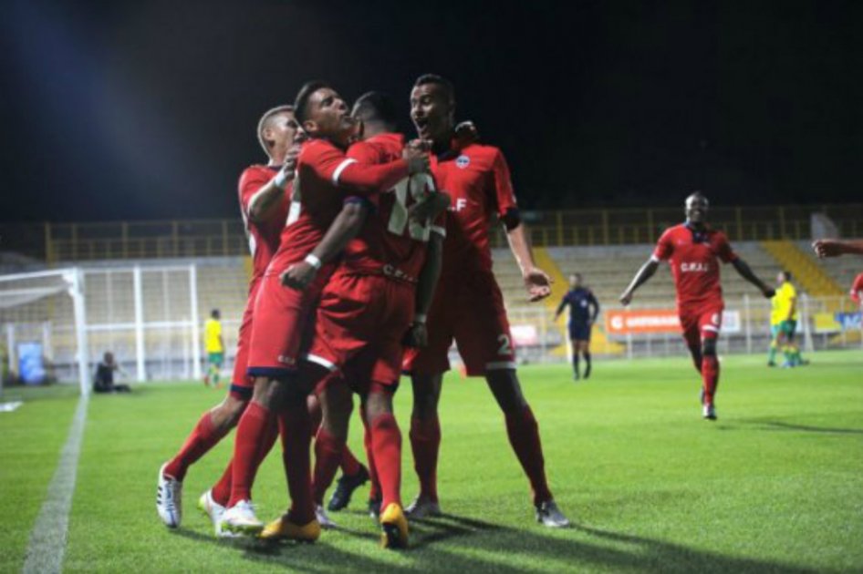 Fortaleza sorprendió a Medellín y lo venció 2-1 en Techo