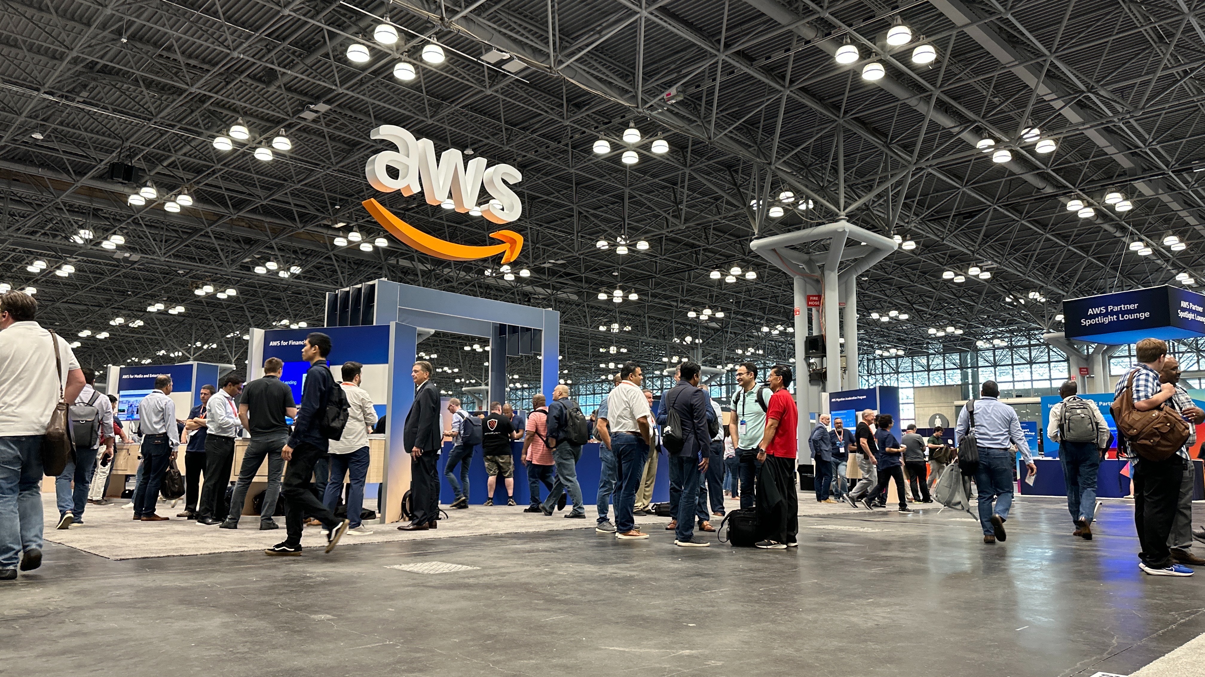 Este AWS Summit 2023 también siguió marcando el camino de las alianzas.