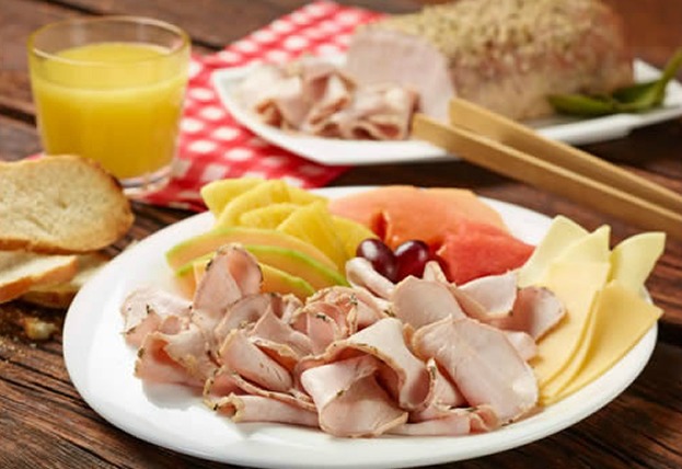 ¿Cómo preparar un exquisito y saludable jamón casero?