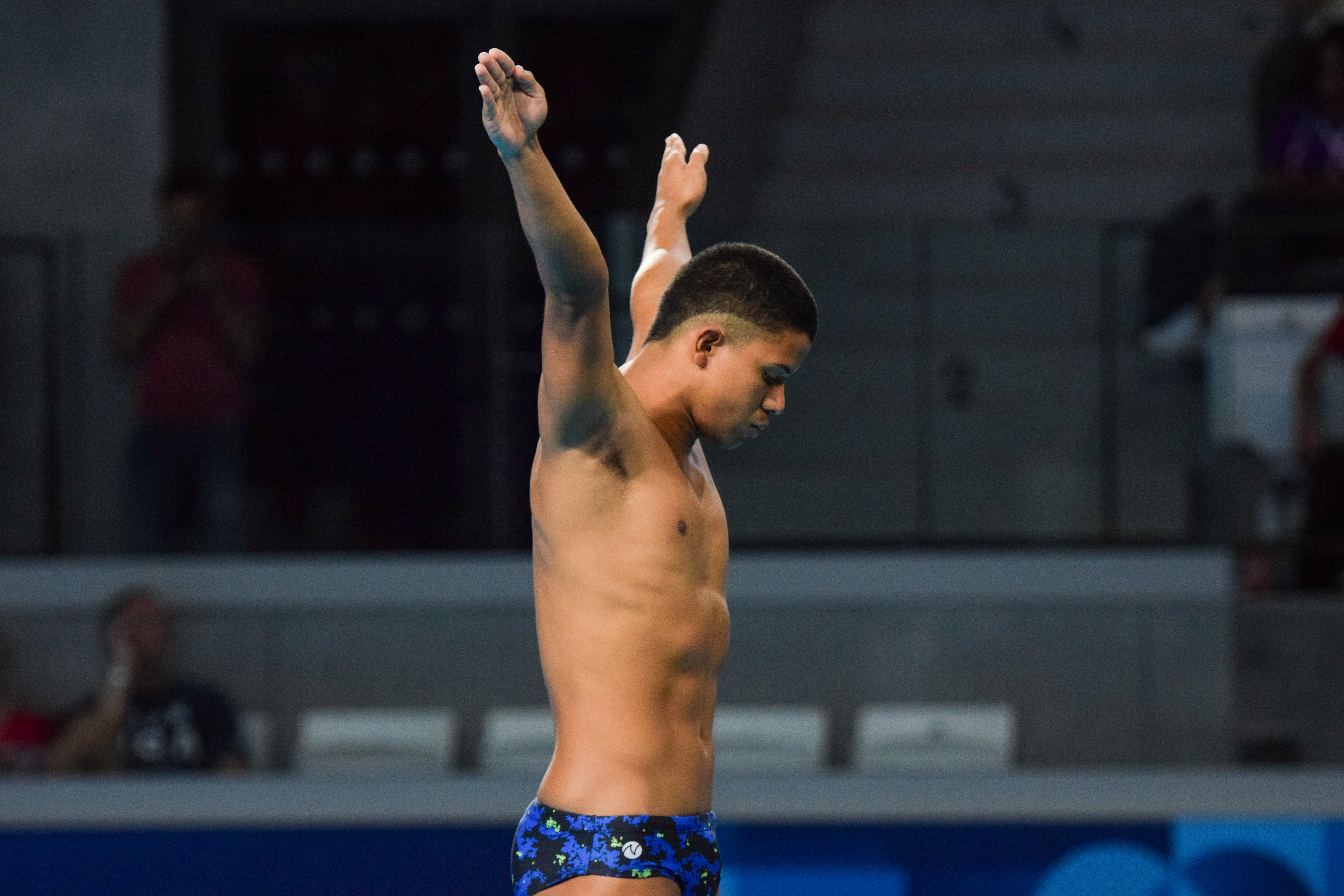 El clavadista Luis Felipe Uribe en competencia durante los Juegos Olímpicos de París 2024.
