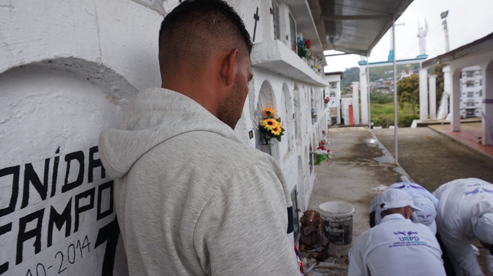 La Unidad de Búsqueda de Personas dadas
por Desaparecidas recuperó tres cuerpos del cementerio del corregimiento de Florencia, en Samaná,
Caldas.