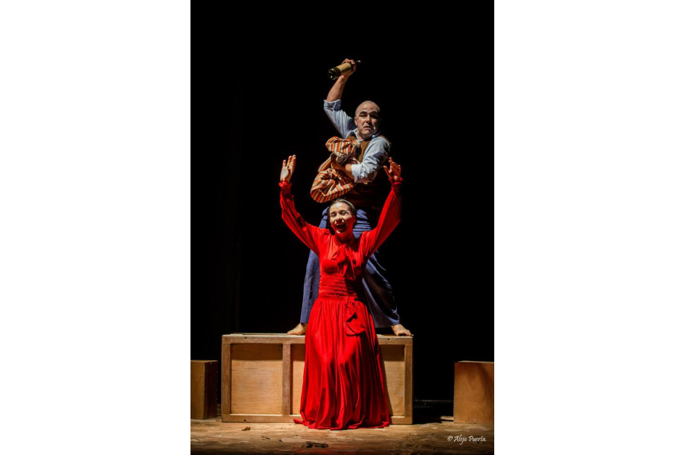 Para salvar el teatro del silencio