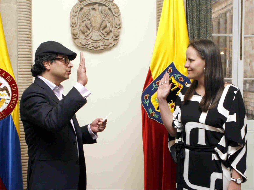 Gerenta de Fondo de Vigilancia se defiende