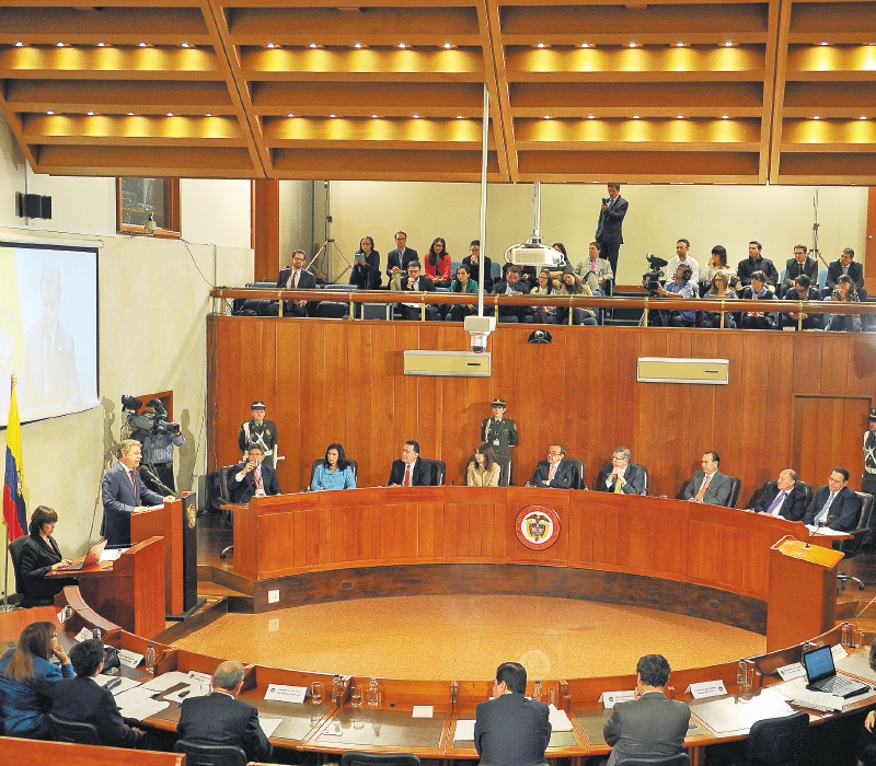 Sesión reciente de la Corte Constitucional con la exposición de expertos jurídicos sobre el plebiscito. / Cristian Garavito