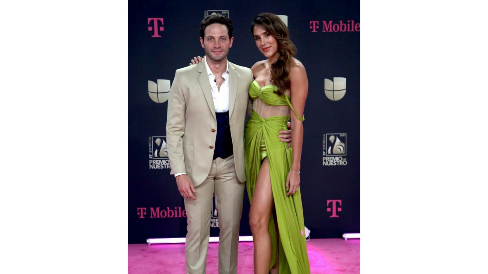 Daniela Ospina y Gabriel Coronel