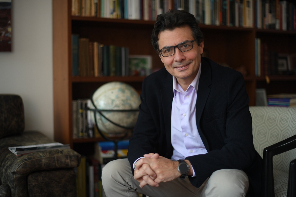 Exministro de salud Alejandro Gaviria: Prohibir no, regular sí