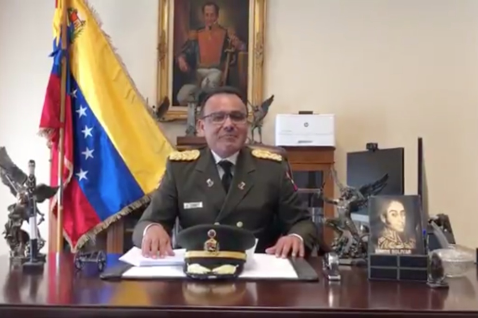 ¿Qué significa que el agregado militar de Venezuela en Washington desconozca a Maduro?