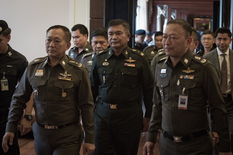 Tribunales militares contra la disidencia en Tailandia