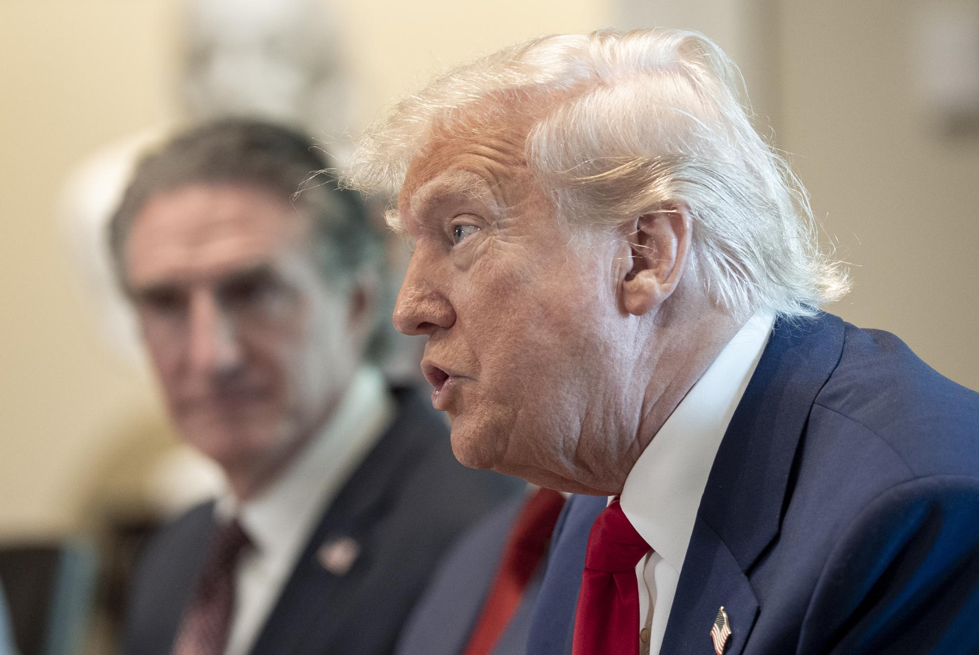 Trump presenta un presupuesto ultraconservador, centrado en la seguridad