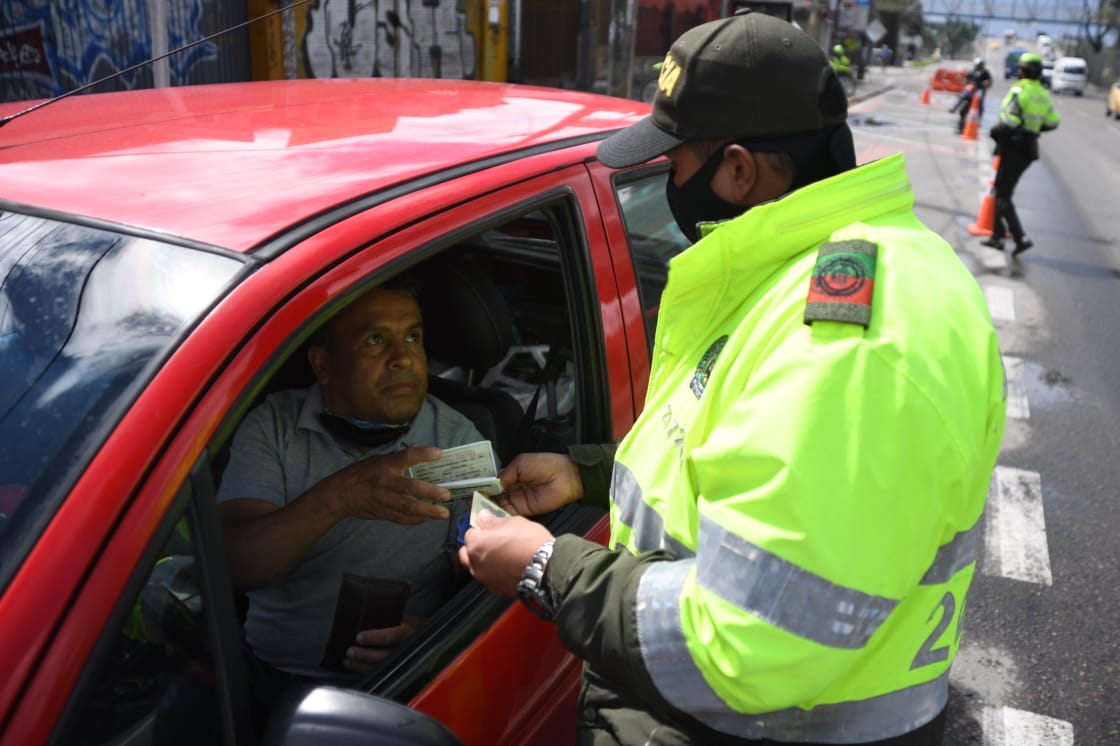 Secretaría de Movilidad y Policía de Tránsito estarán realizando controles en las vías. La multa por incumplir esta medida es de $438.000.
