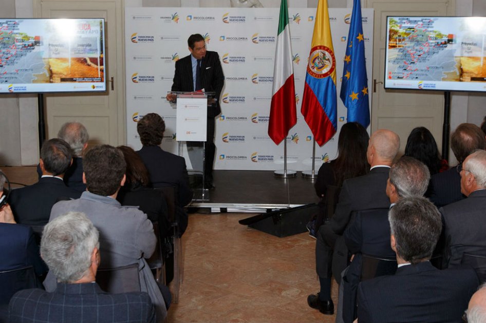 Colombia expone en Milán oportunidades de inversión en infraestructuras