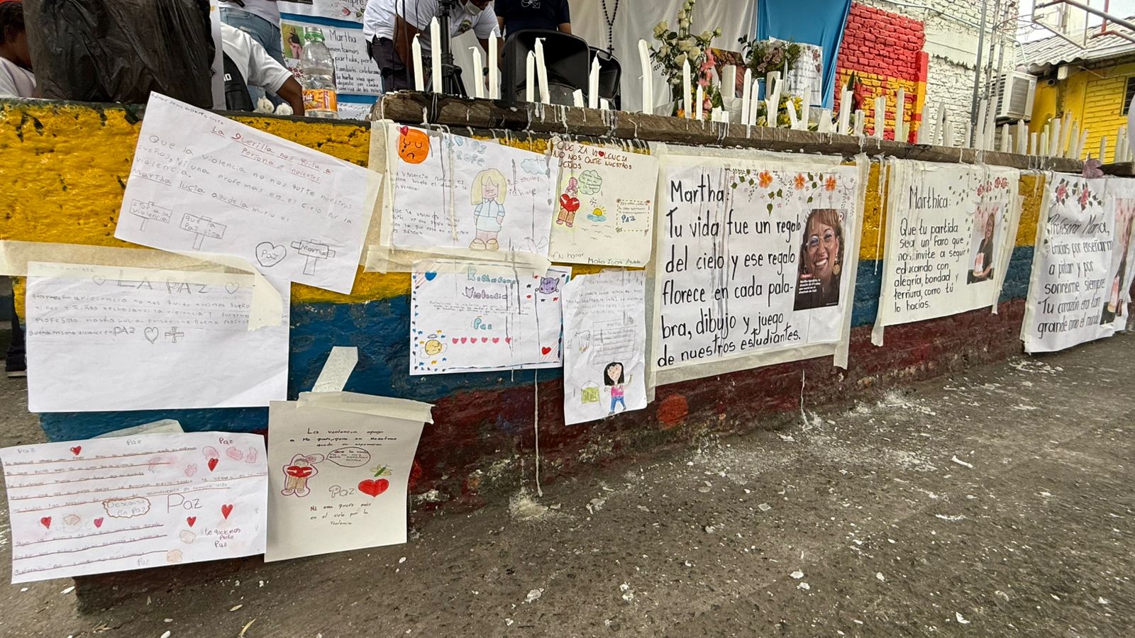 Colegio de Cali rindió homenaje a Martha Agudelo, la docente que murió en atentado