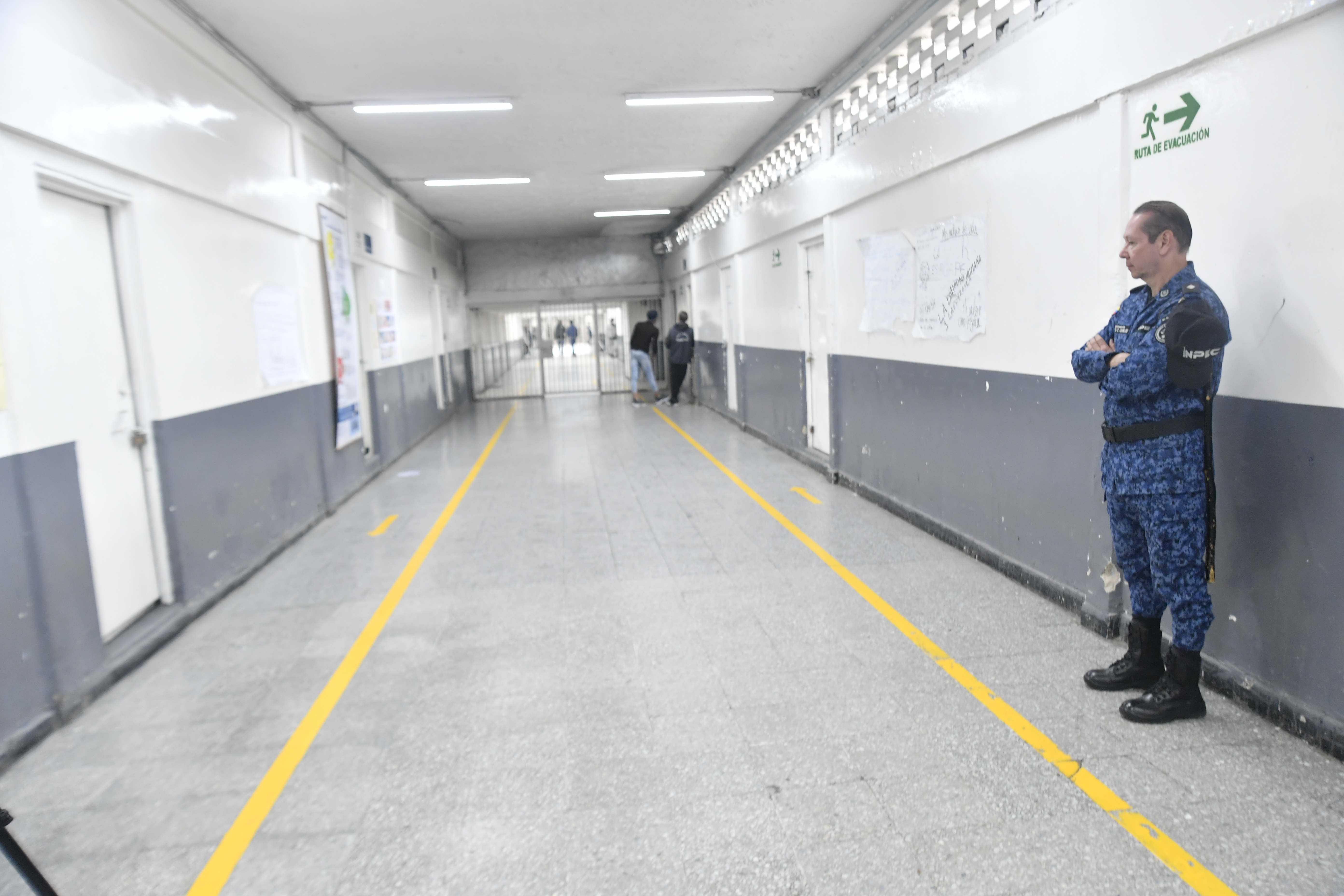 Redada simultánea del Inpec a La Modelo y más de 120 cárceles del país