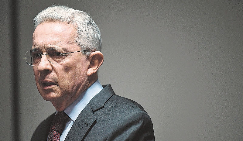 Caso Uribe: Representante de víctimas dice que pedidos de preclusión son temerarios
