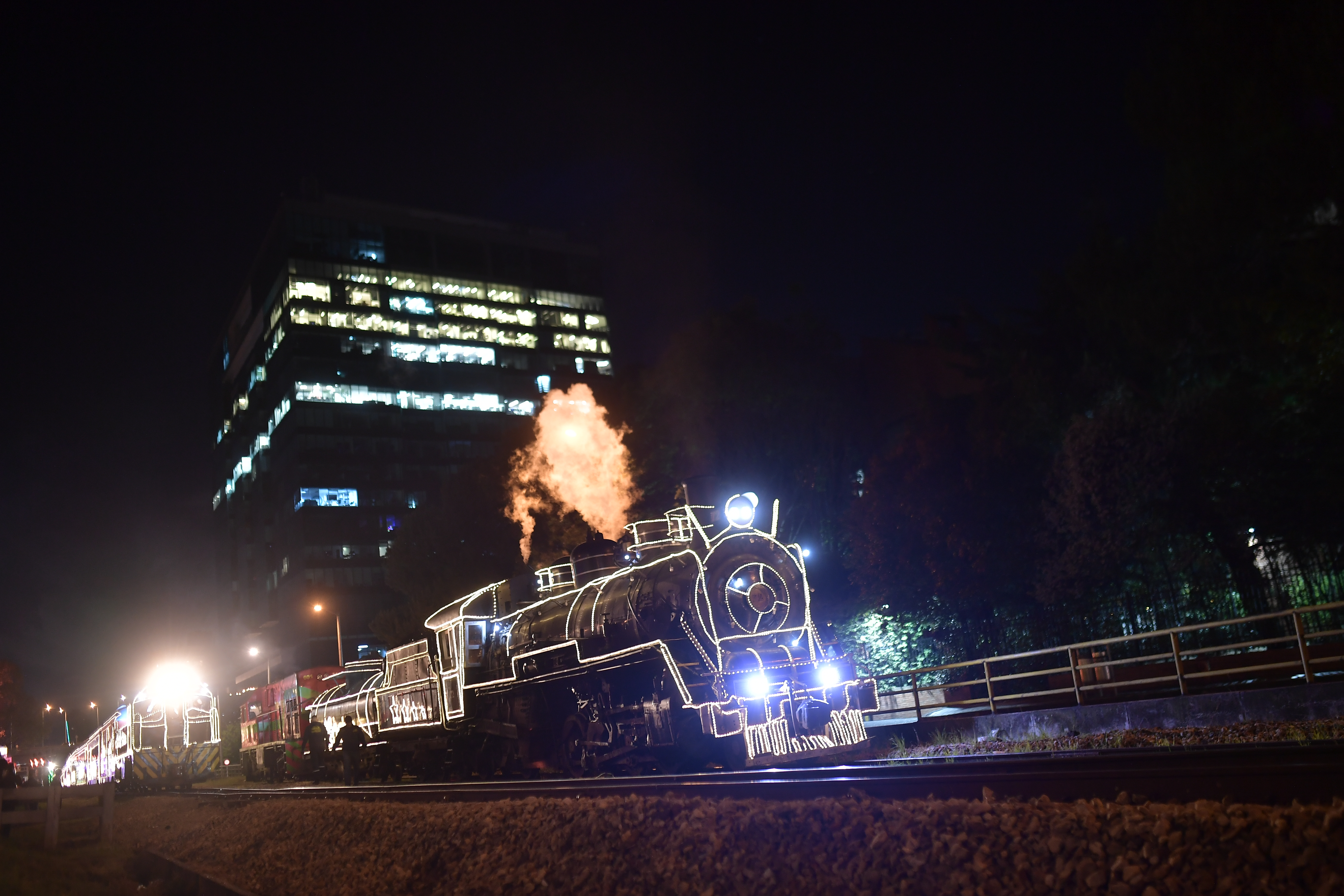 Tren navideño con regalos llega a Santa Marta, Ciénaga y más: horarios y recorrido