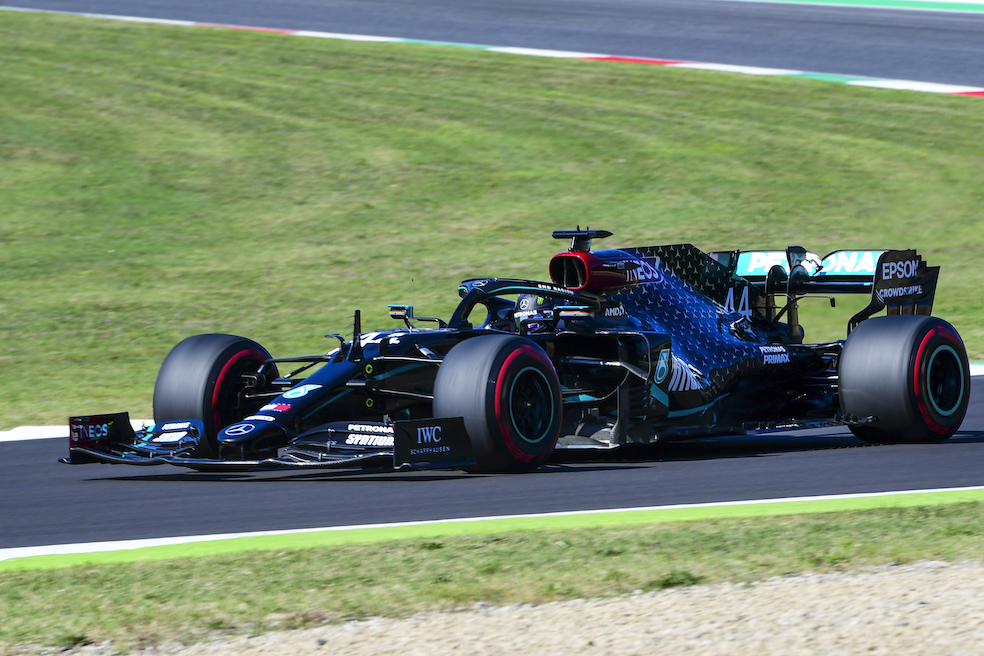 Lewis Hamilton saldrá primero en el Gran Premio de la Toscana