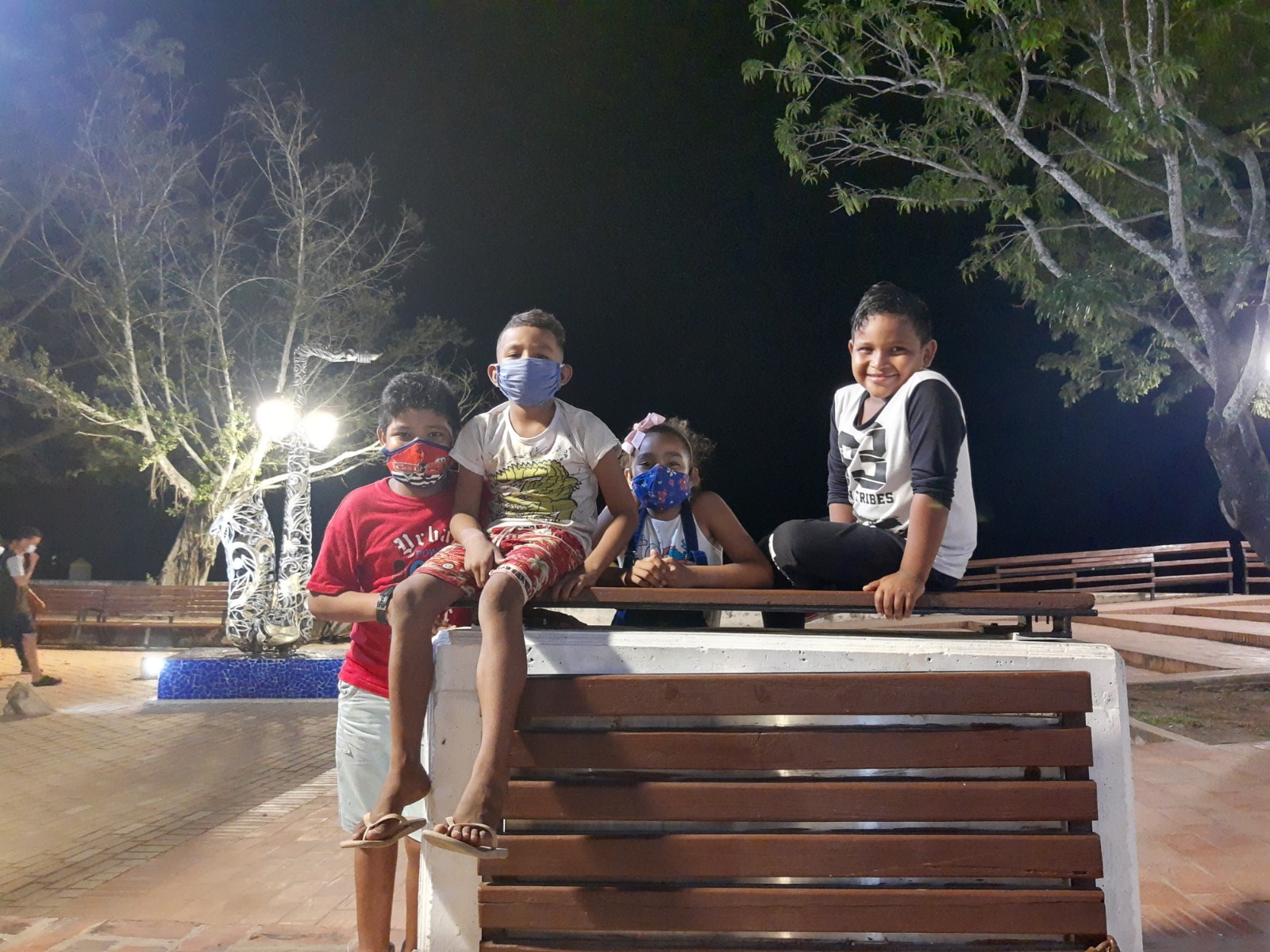 Por la Tierra de Dios no se pasa, a Mompox se llega. Es un sitio con el que se sueña visitar por su historia, cultura y naturaleza, un patrimonio vivo ideal para desconectarse del mundo.