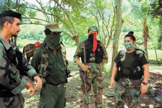 Congreso pide a Santos iniciar acercamientos con el ELN