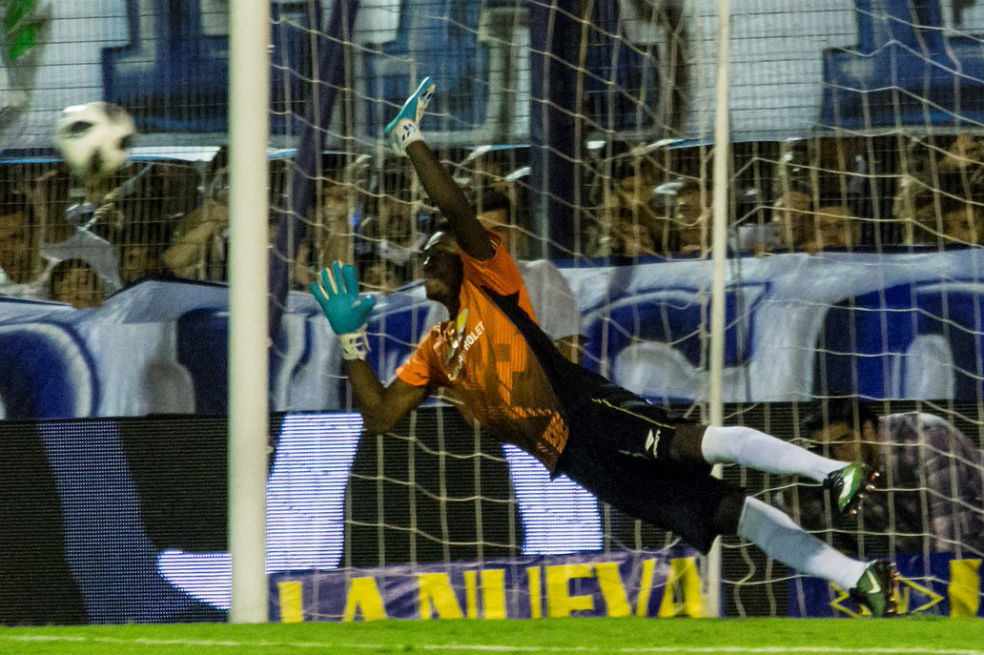 Noche de ensueño de Mauricio Arboleda con Banfield
