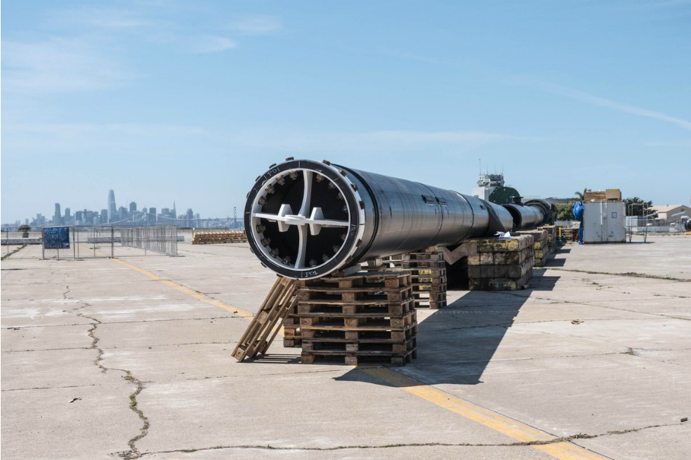 Crean la primera máquina que ayudaría a retirar plástico del océano