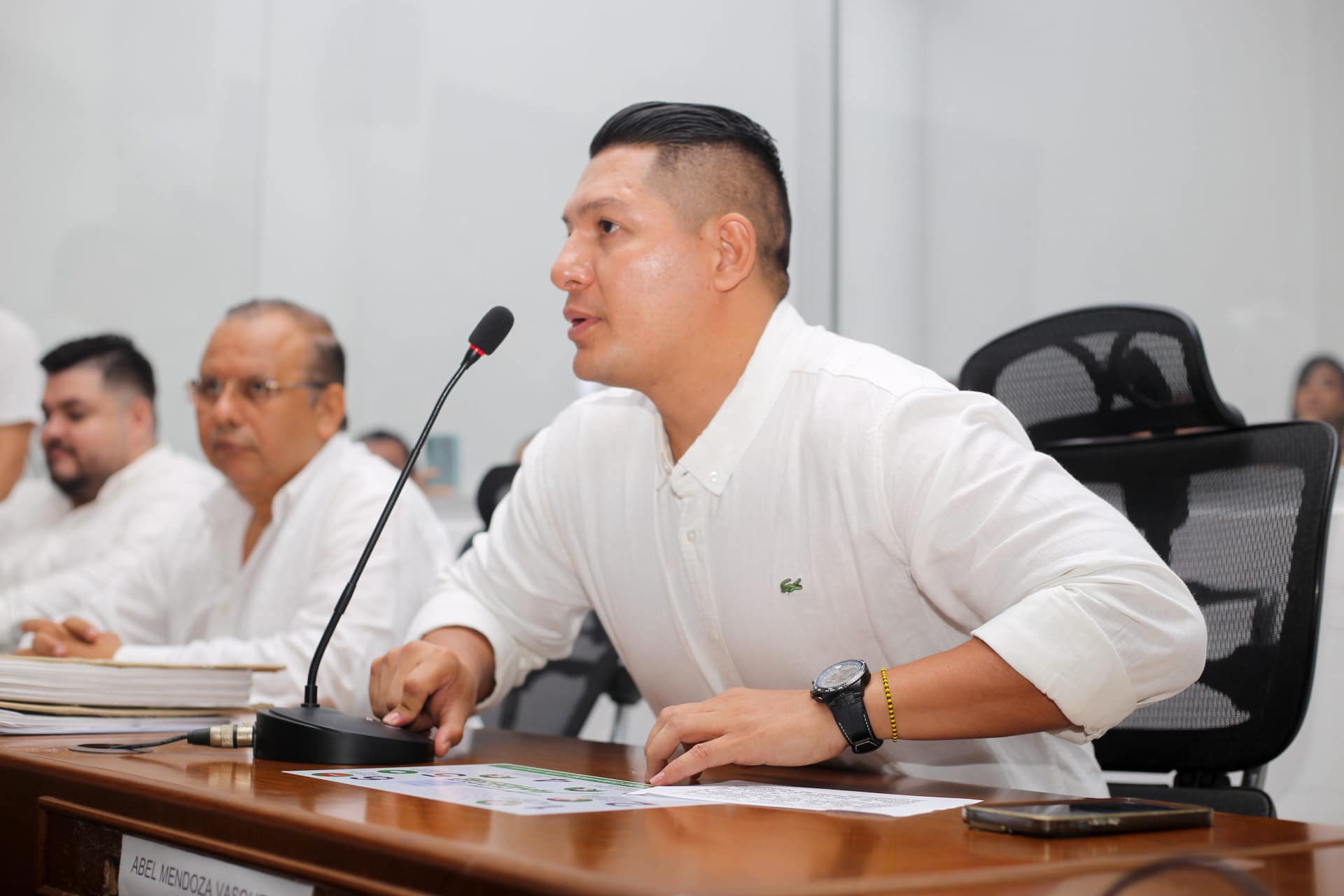 Los cuestionamientos al concejal de Neiva que aparece en video con fajos de dinero
