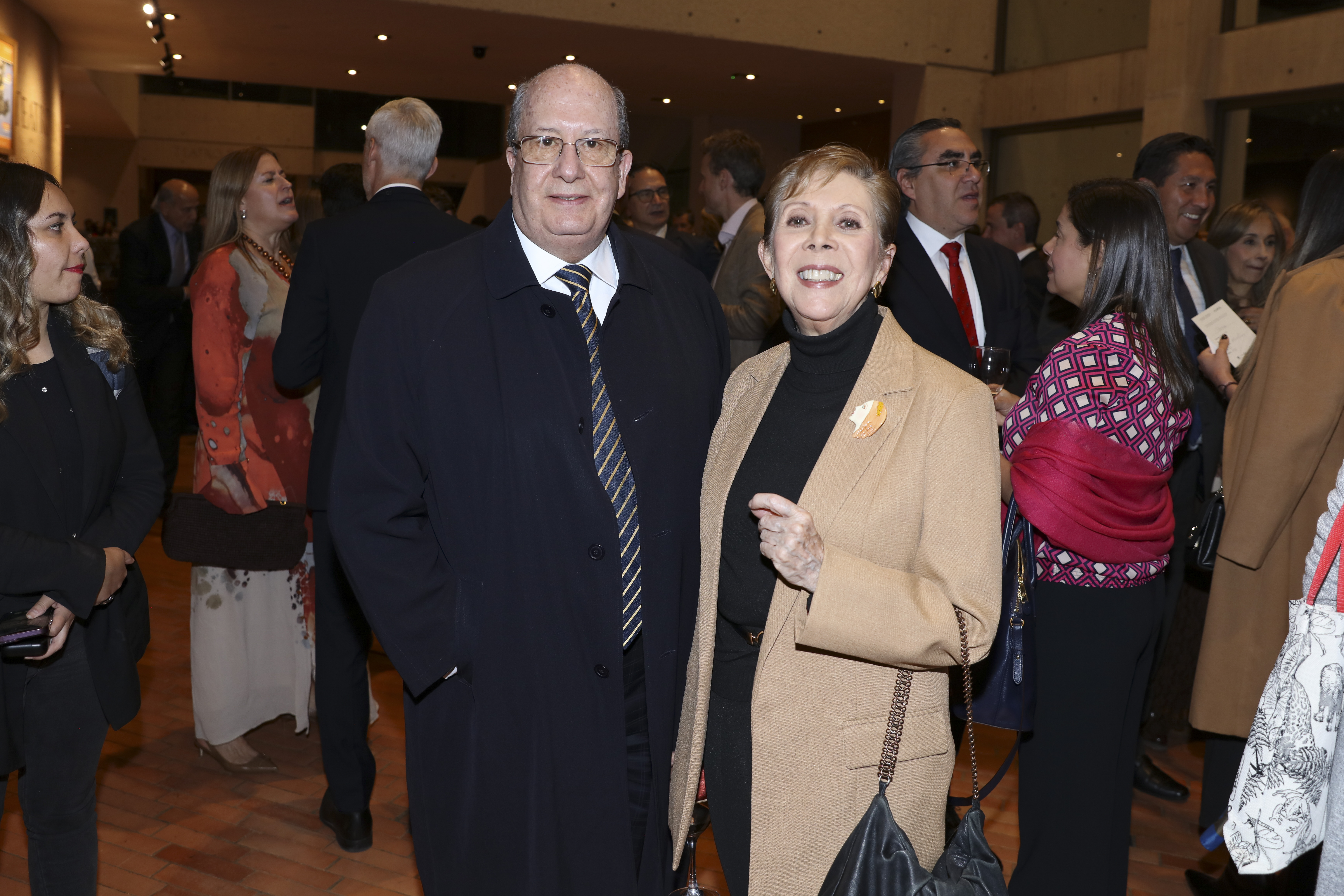Marcelo Dalmazo,  Consuelo Luzardo