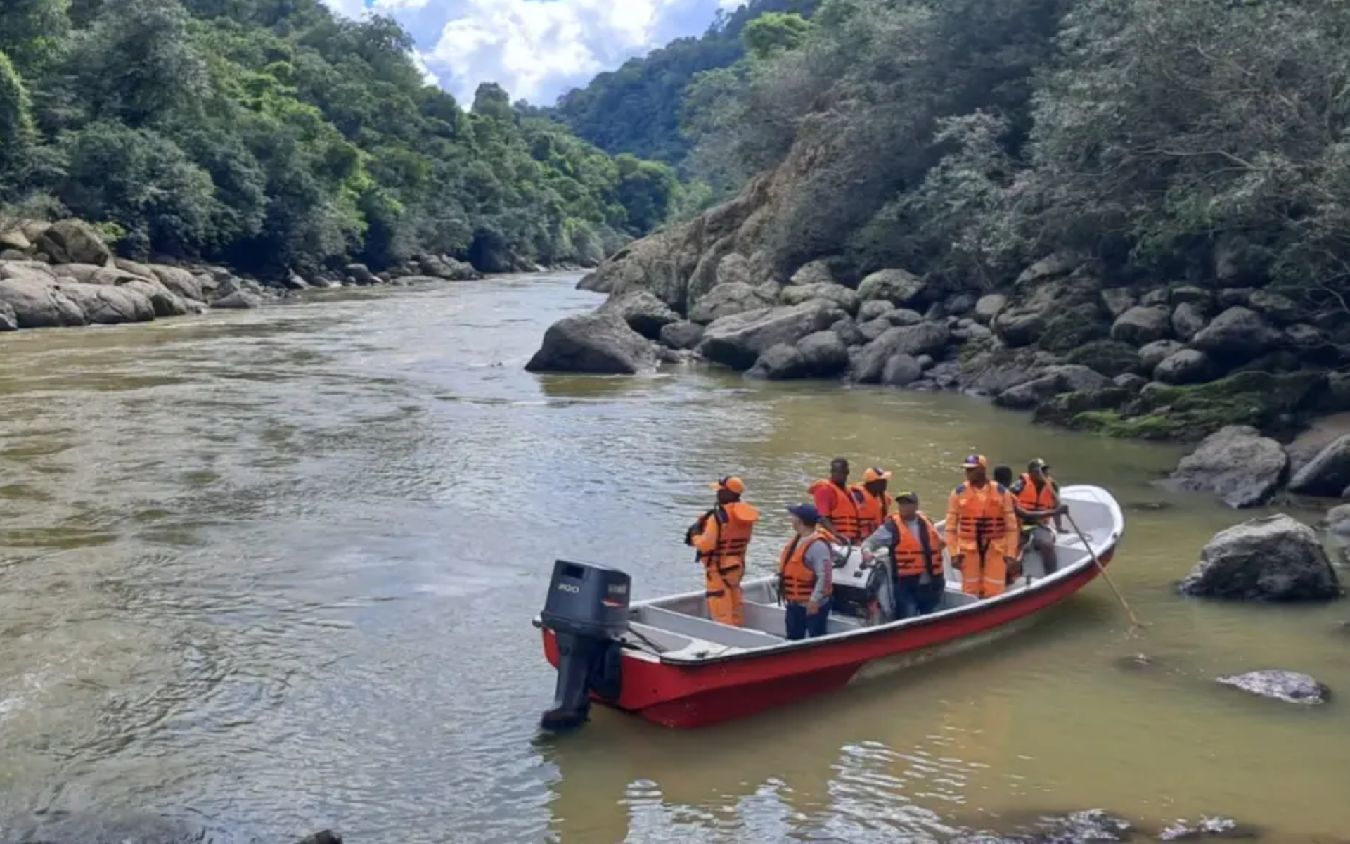En Nariño, tres trabajadores desaparecieron tras naufragio en el río Telembí