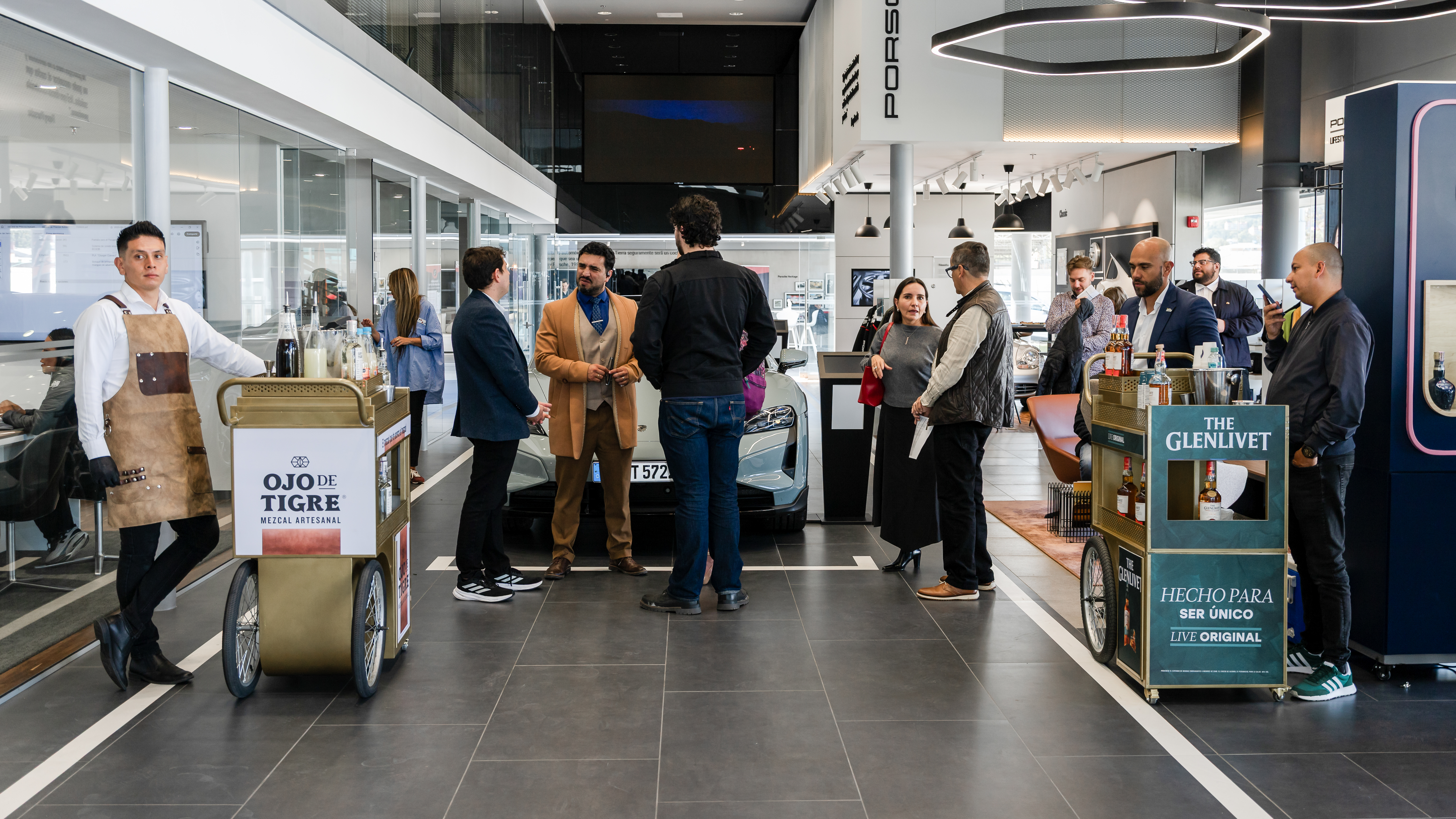 Porsche, Kyva y marcas de lujo se reunieron en Bogotá para un evento exclusivo