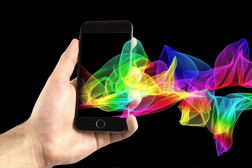 El ranking de los celulares que emiten más radiación
