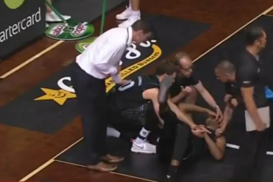 Jugador de baloncesto casi pierde un ojo durante partido