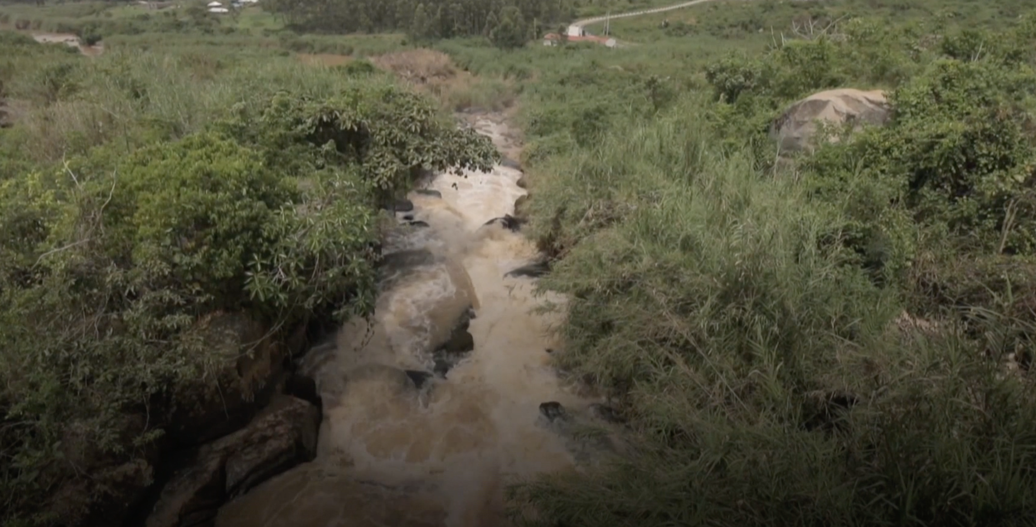 Kenia: por lo menos 30 cuerpos han sido hallados en el río Yala