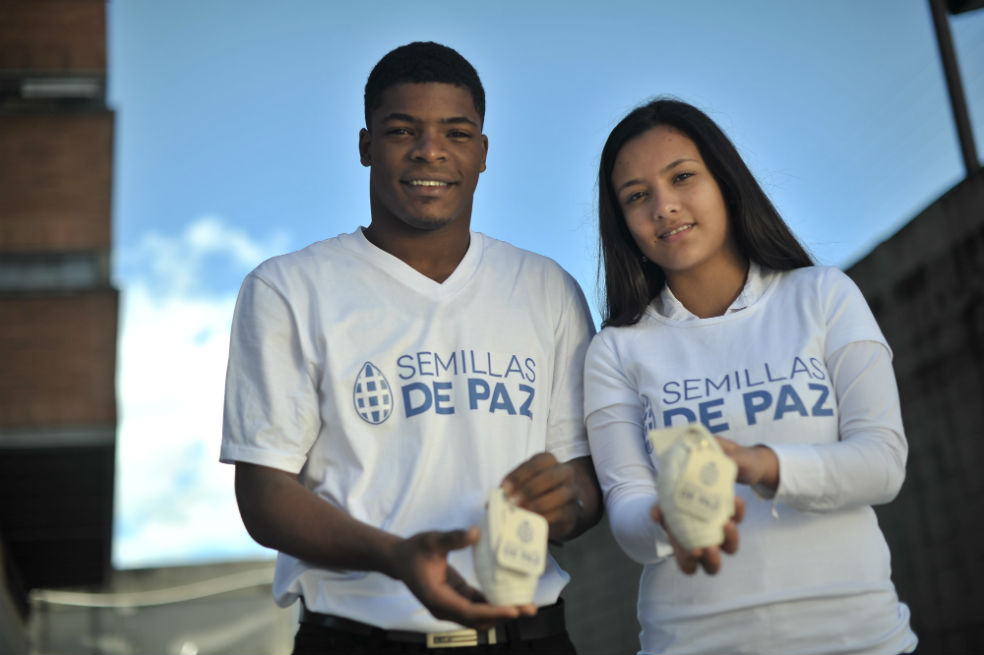 Jóvenes que siembran reconciliación
