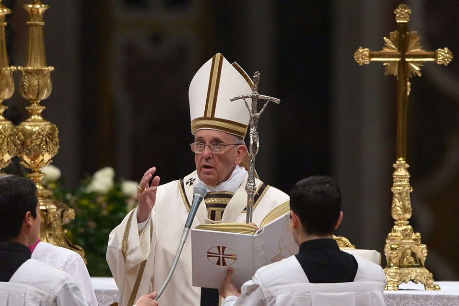 Papa Francisco condena el «silencio cómplice» ante la «furia yihadista» contra cristianos