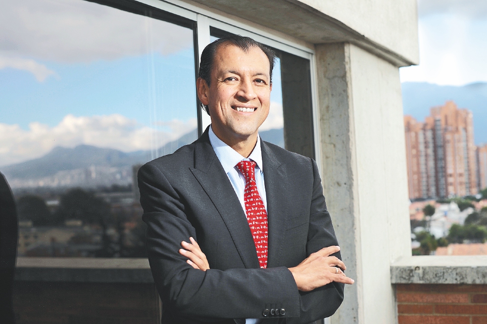 “Líder es el que escucha con humildad”: presidente de Auteco