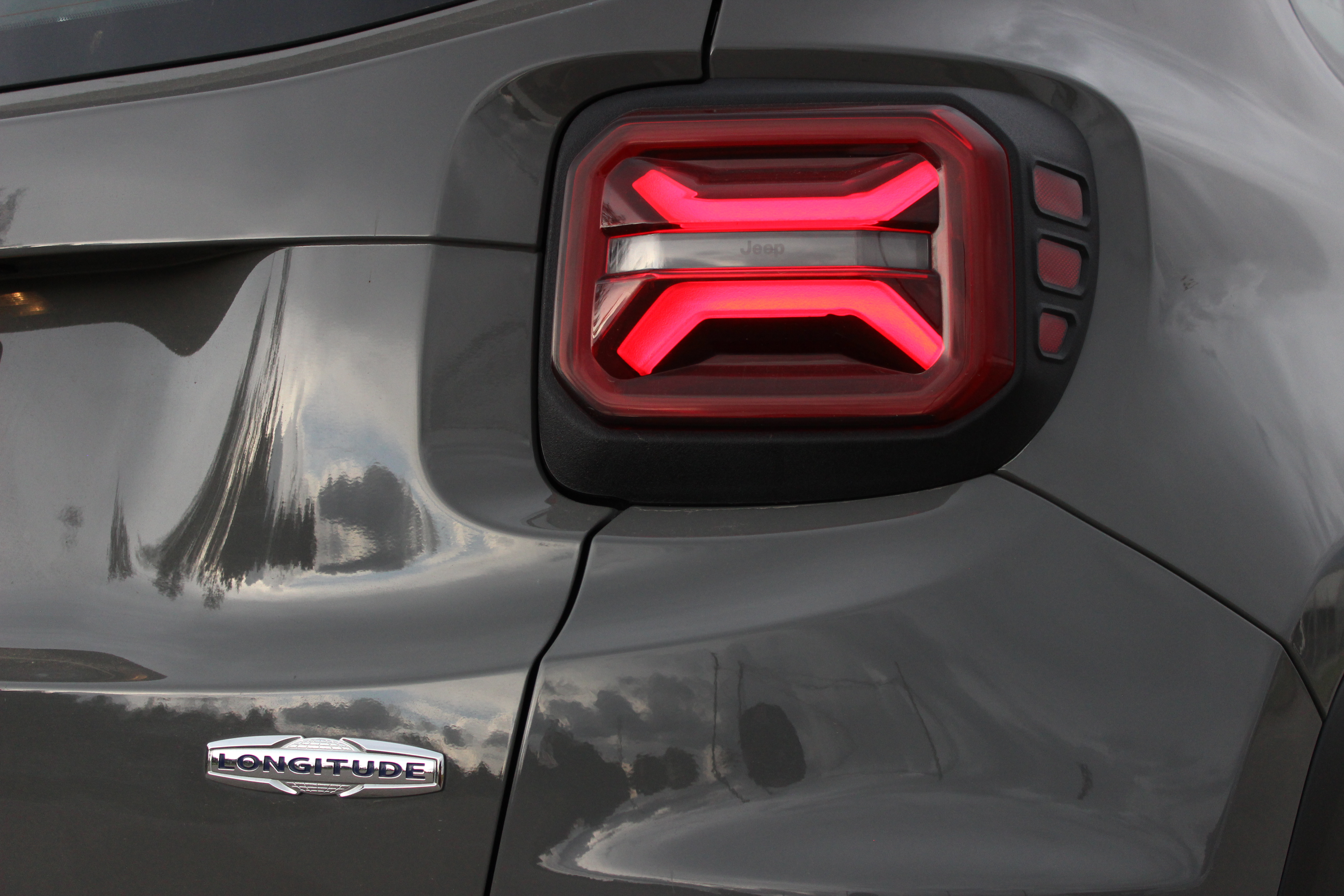 Nueva Jeep Renegade Turbo en Colombia.