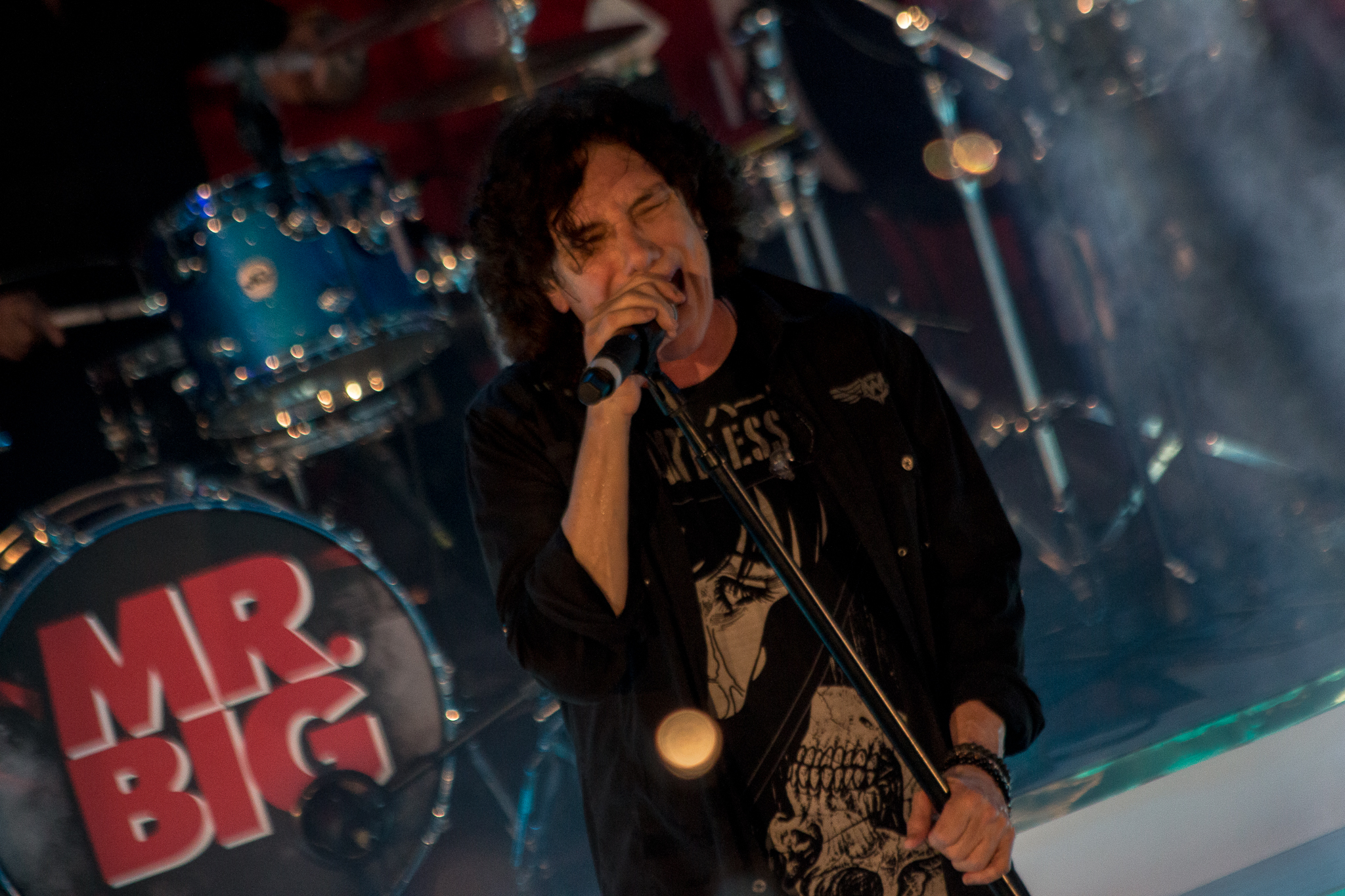 Mr. Big se despidió de Colombia con un potente show