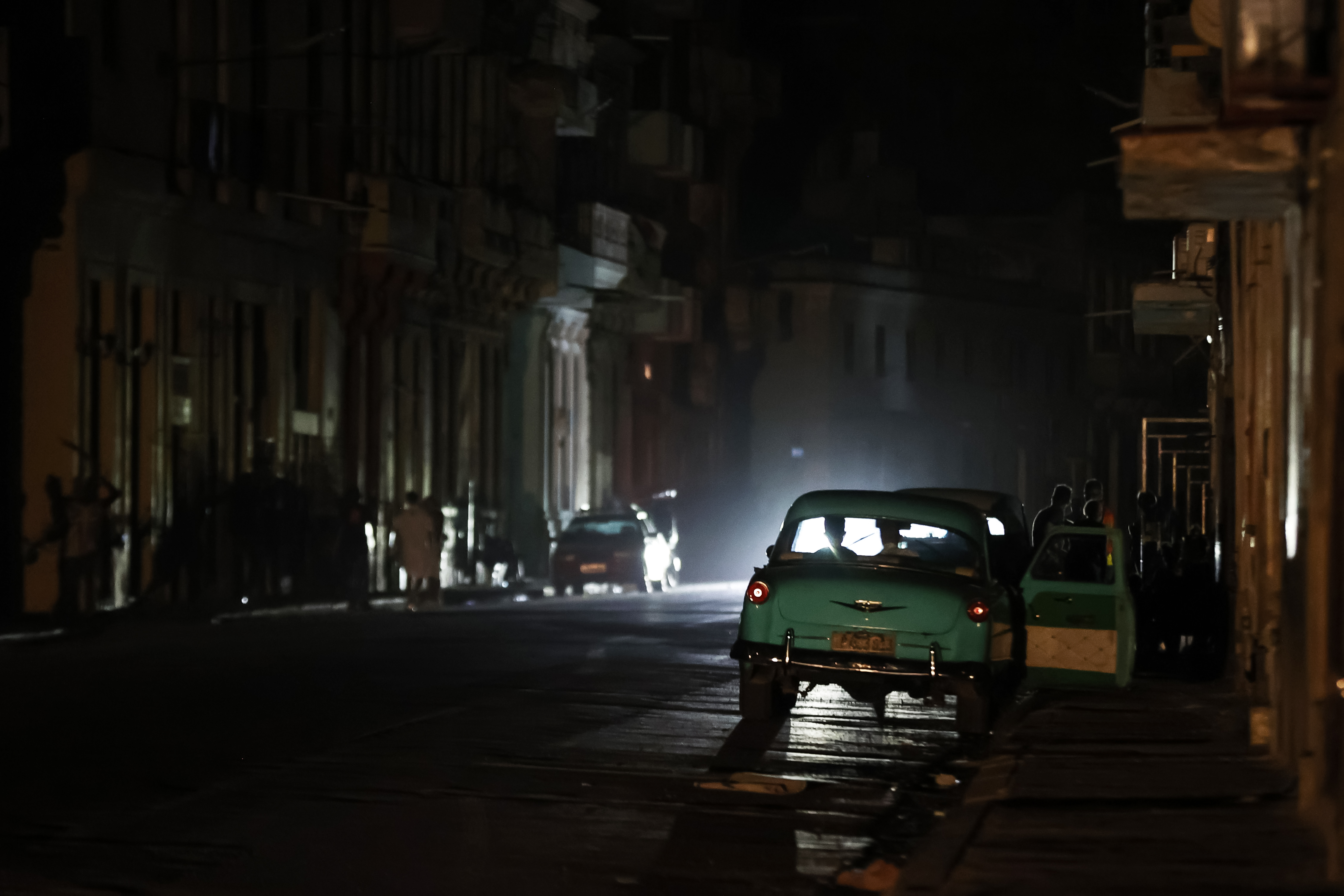 Cuba se oscurece aún más 
