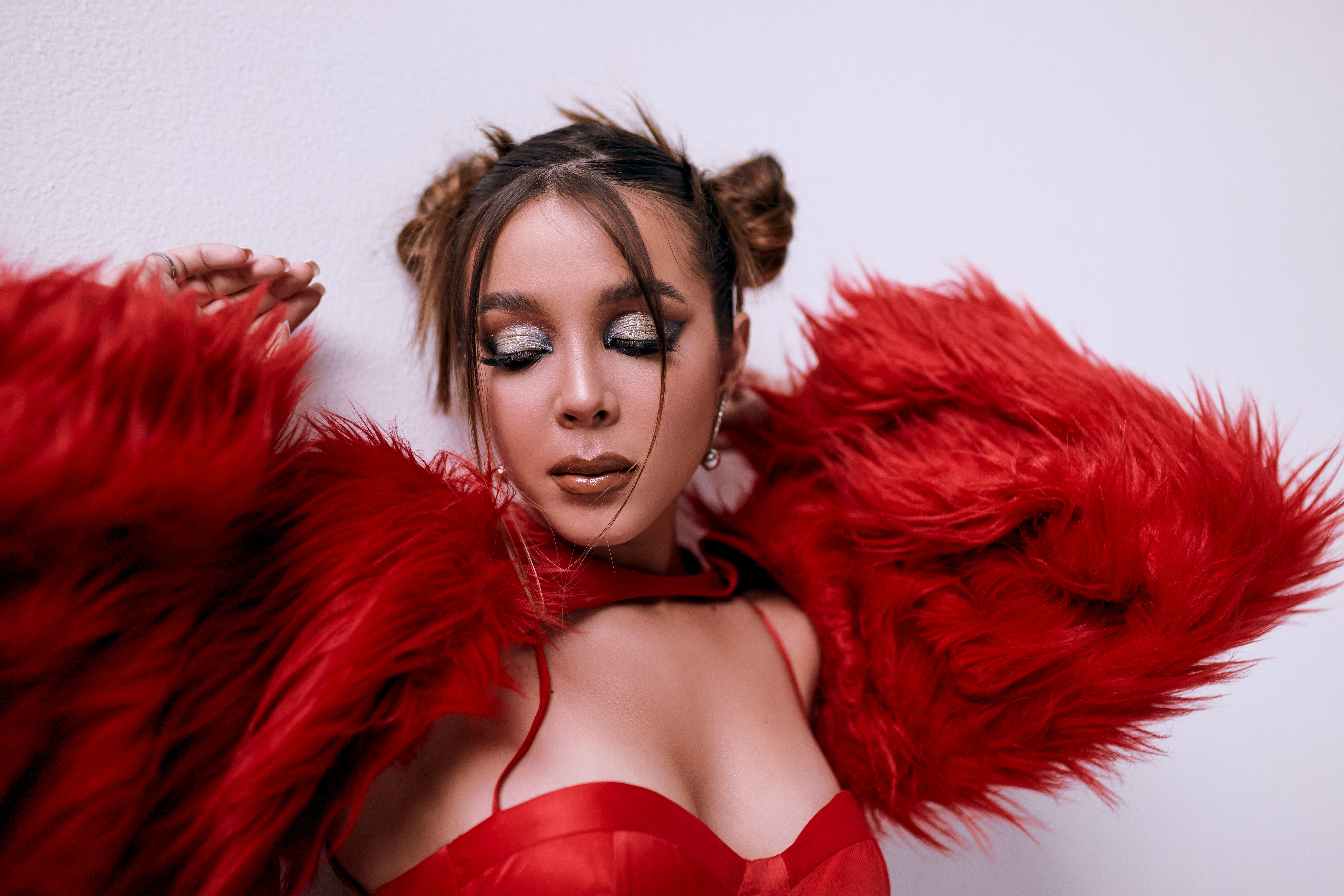Valary, la artista colombiana que le canta a la vida y al amor