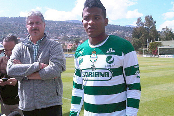 Andrés Rentería aplaza debut con el Santos